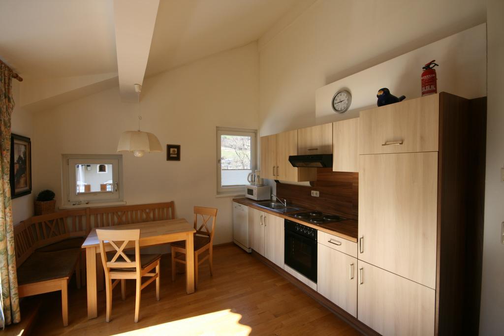 Appartements Zur Kapelle 카프룬 객실 사진